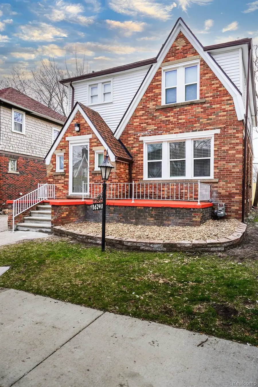 16240 Washburn Street, Detroit, MI 48221 - Image #2
