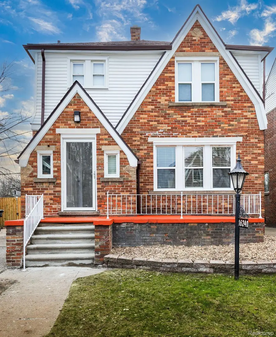16240 Washburn Street, Detroit, MI 48221 - Image #3