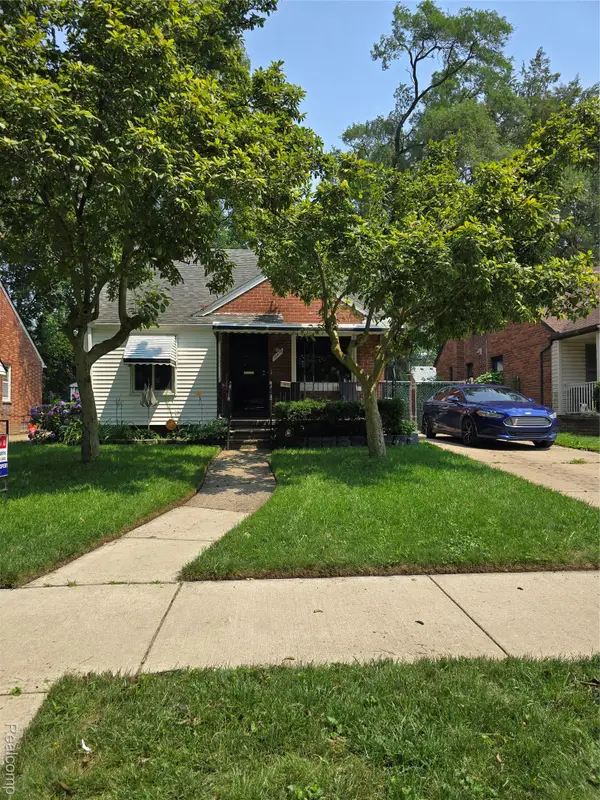 19470 Grandville Avenue, Detroit, MI 48219