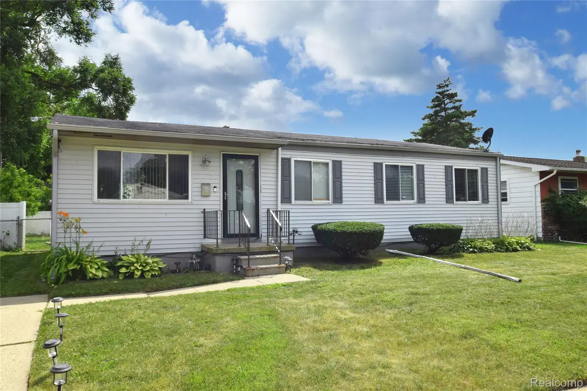 1207 Orange Blossom Drive, Beecher, MI 48458 - Image #1