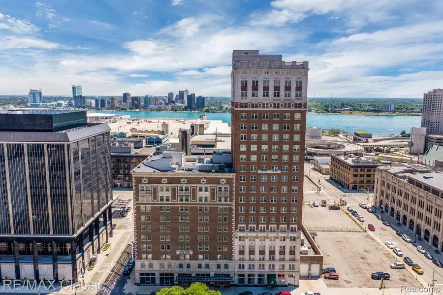 525 W Lafayette Boulevard #19A, Detroit, MI 48226 - Image #3