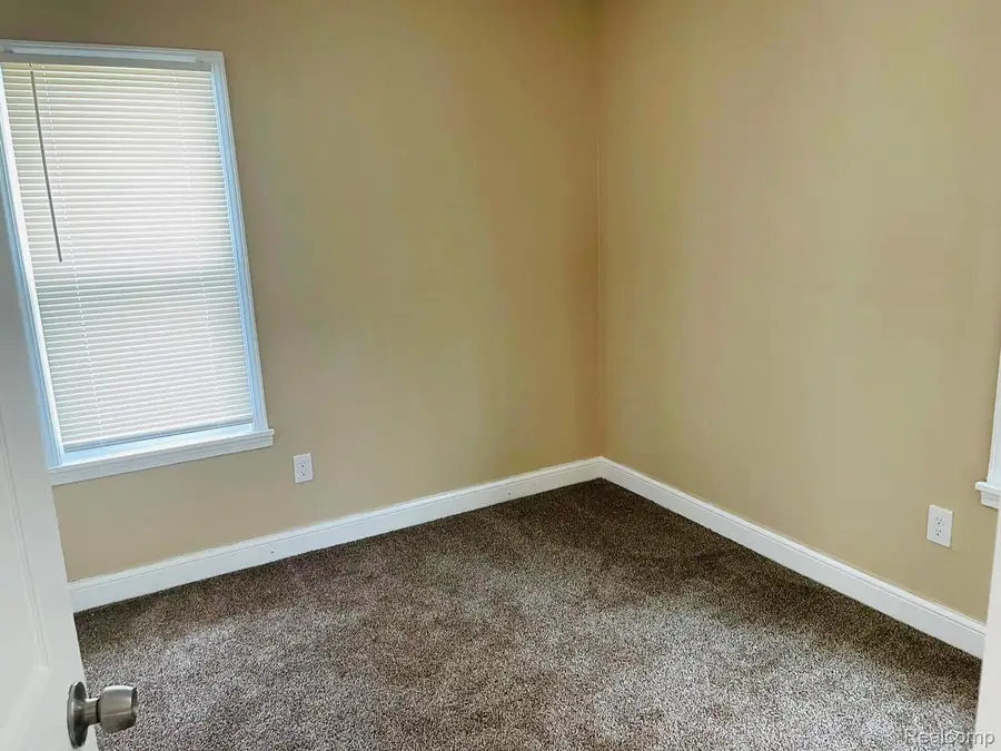 11691 Archdale Street, Detroit, MI 48227 - Image #3