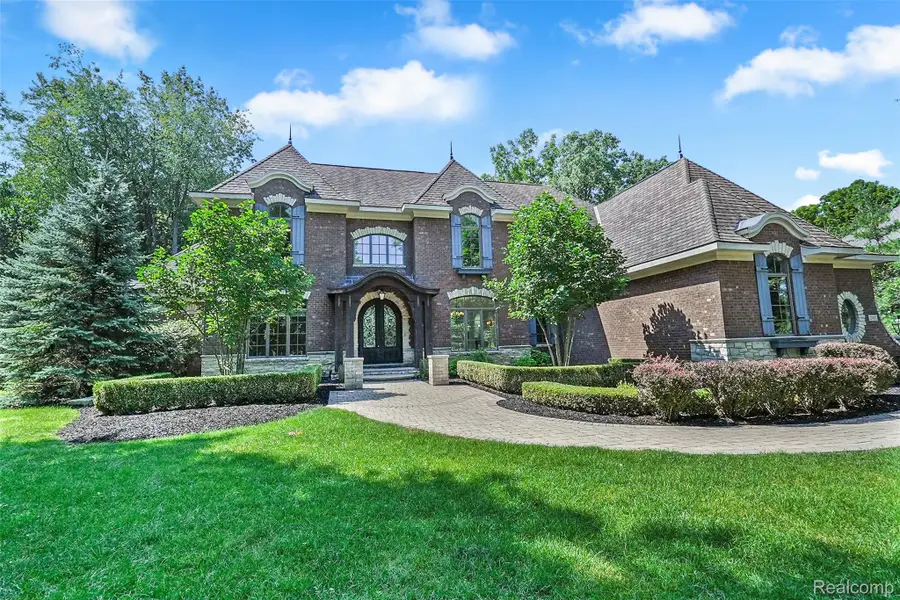2707 Turtle Lake Drive, Bloomfield, MI 48302 - #2