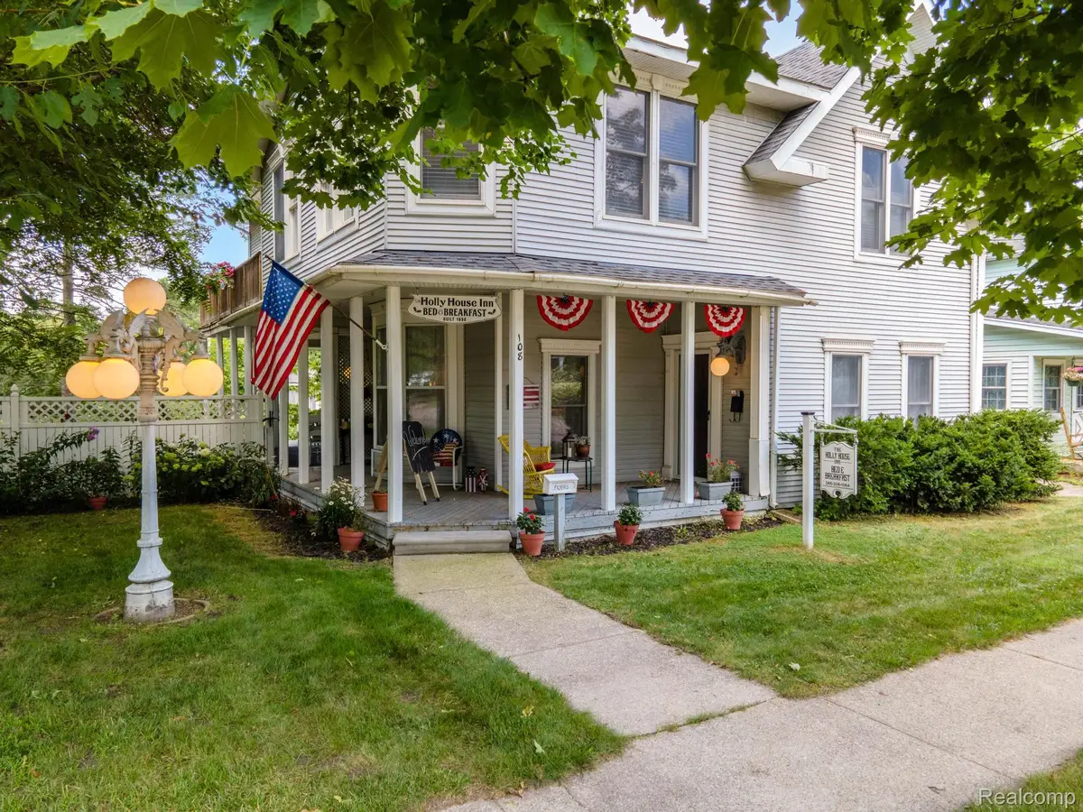 108 College Street, Holly, MI 48442 - Image #1
