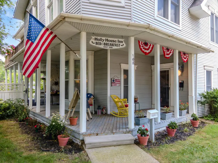 108 College Street, Holly, MI 48442 - Image #3