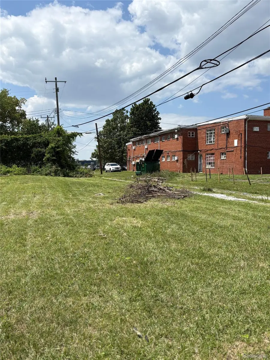 11433 Sorrento Street, Detroit, MI 48227 - Image #2