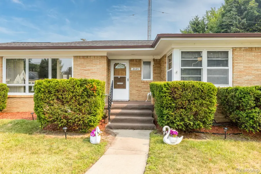 2025 Union Street, Port Huron, MI 48060 - #2