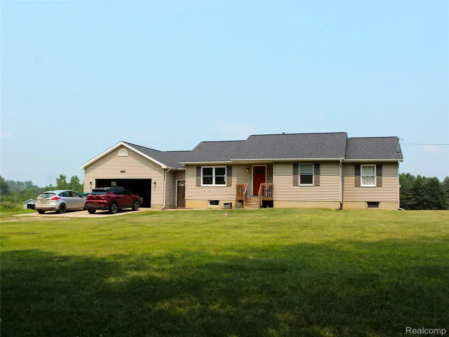 1583 E Lansing Road, Morrice, MI 48857 - Image #2