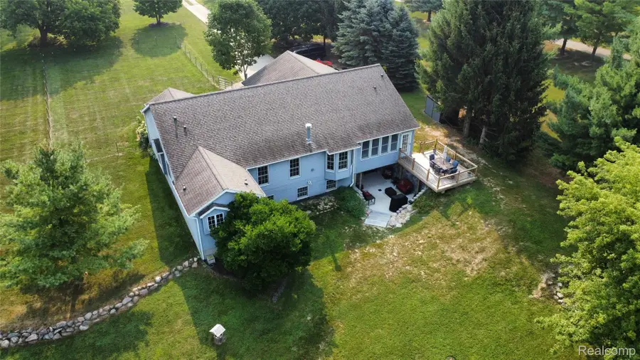 820 Lockwood Road, Ortonville, MI 48462 - #3