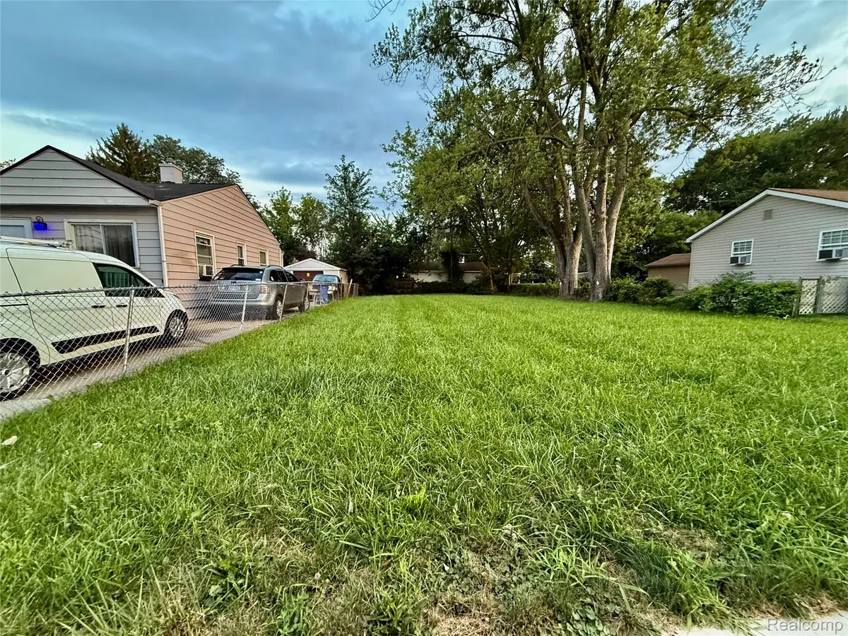 11060 Republic Avenue, Warren, MI 48089 - Image #1