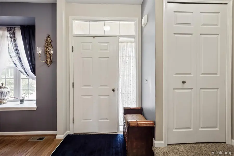 805 Calgary Street, Auburn Hills, MI 48326 - Image #3