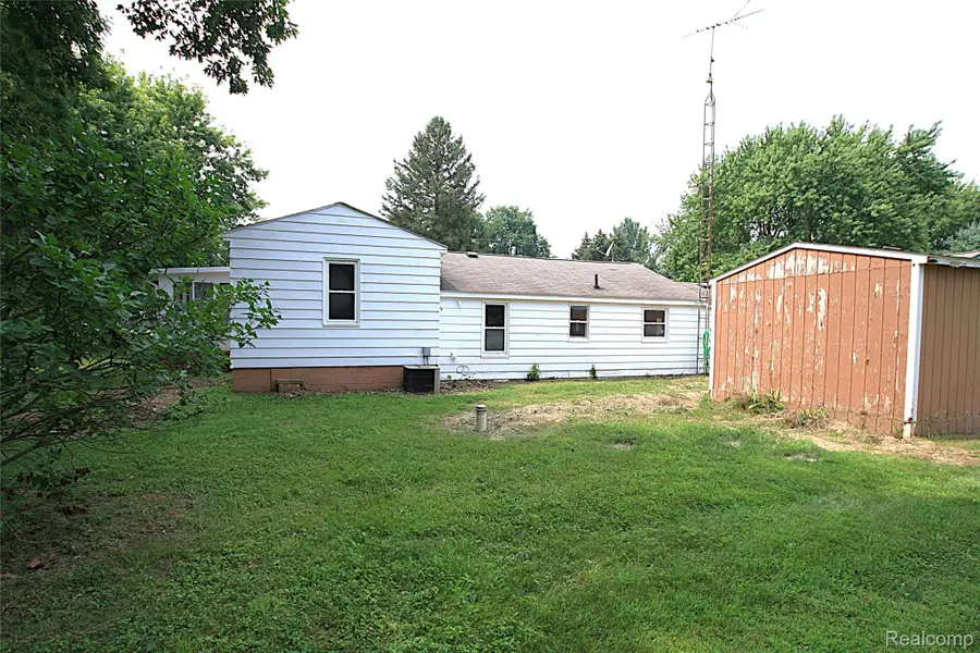 5964 Kader Drive, Flint, MI 48506 - Image #2