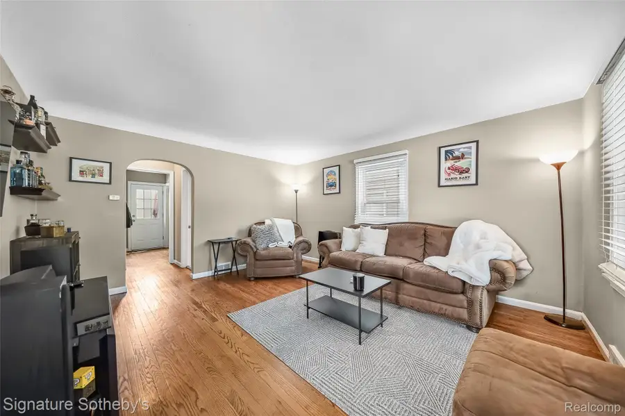 1820 Guthrie Avenue, Royal Oak, MI 48067 - Image #2