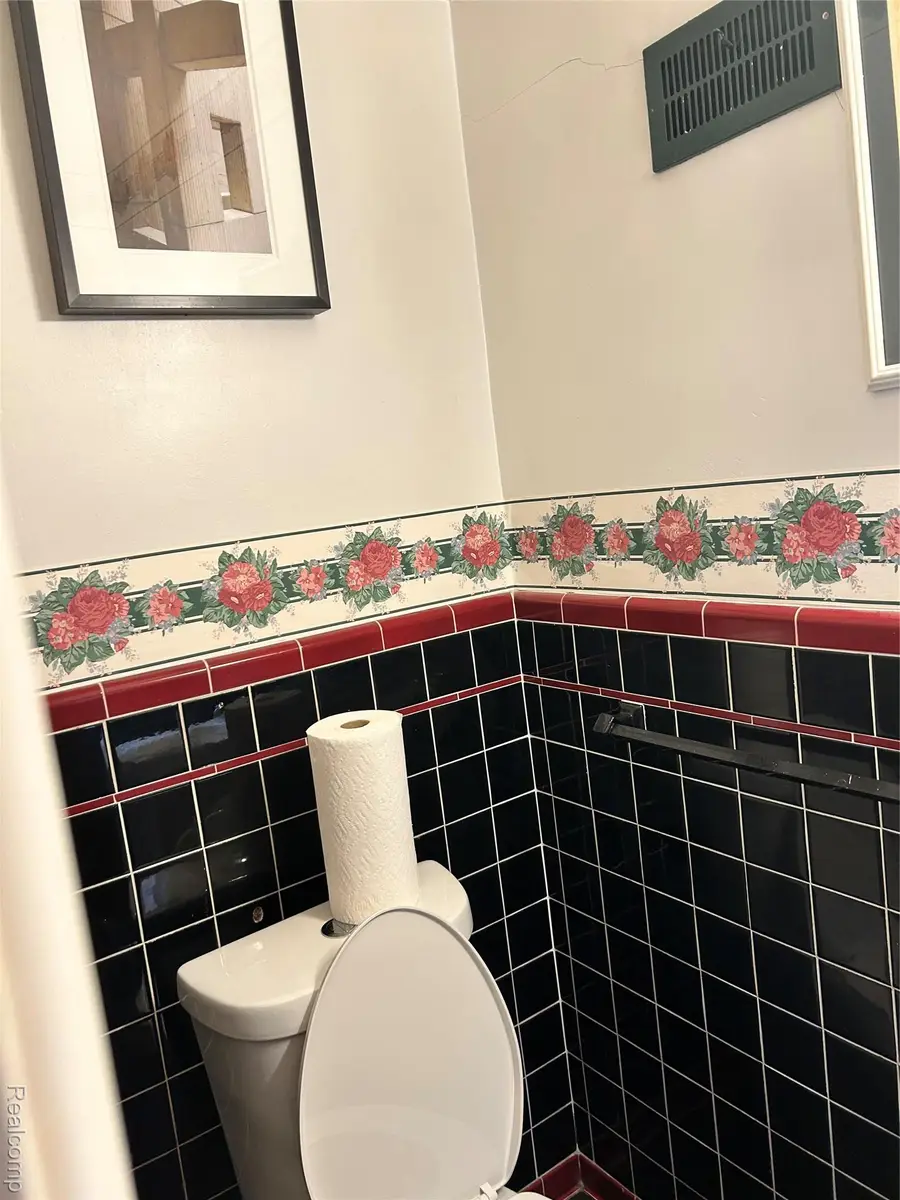 18430 Fairfield Street, Detroit, MI 48221 - Image #3