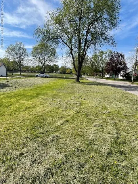 215 Raven Street, Lapeer, MI 48446 - Image #1