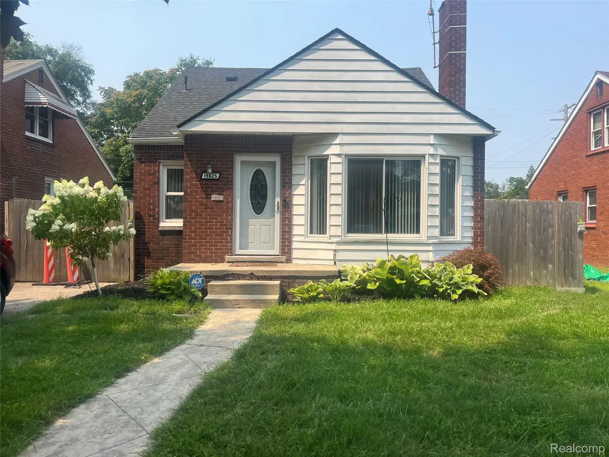 19625 Strasburg Street, Detroit, MI 48205 - Image #1