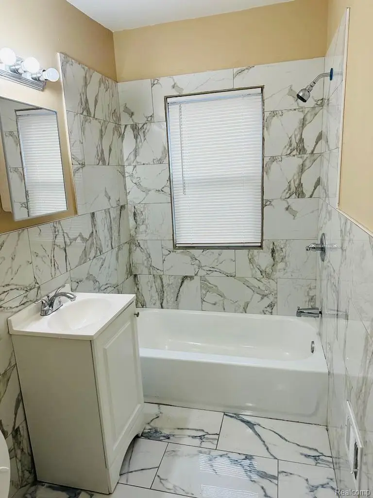 12066 Minden Street, Detroit, MI 48205 - Image #2