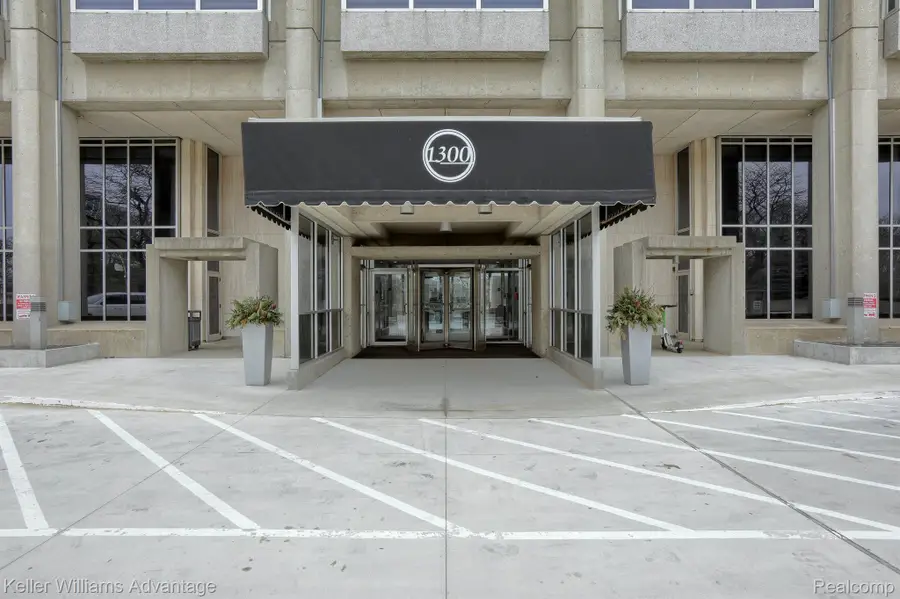 1300 E Lafayette Street #1509, Detroit, MI 48207 - Image #2