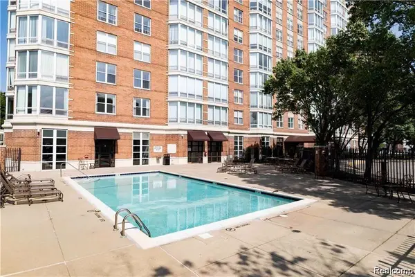 250 E Harbortown Drive #1011, Detroit, MI 48207