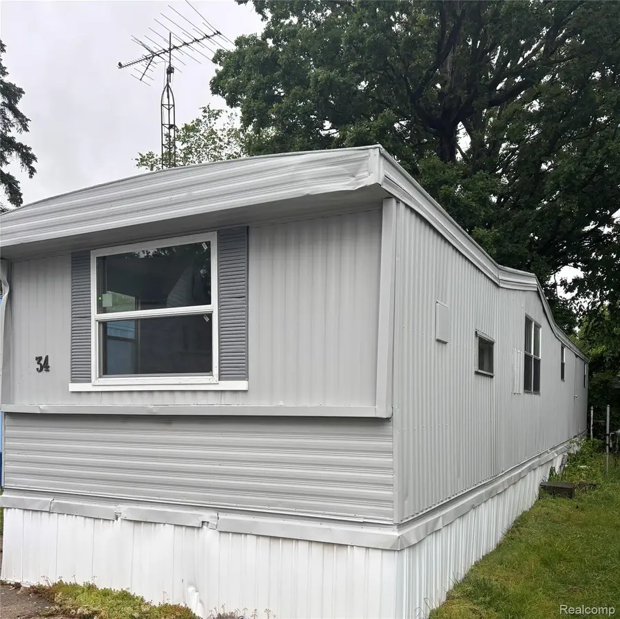 4493 Fenton Rd Lot 34, Burton, MI 48529 - Image #2