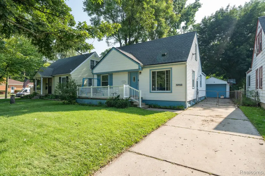 15988 Delaware Avenue, Redford, MI 48239 - Image #2