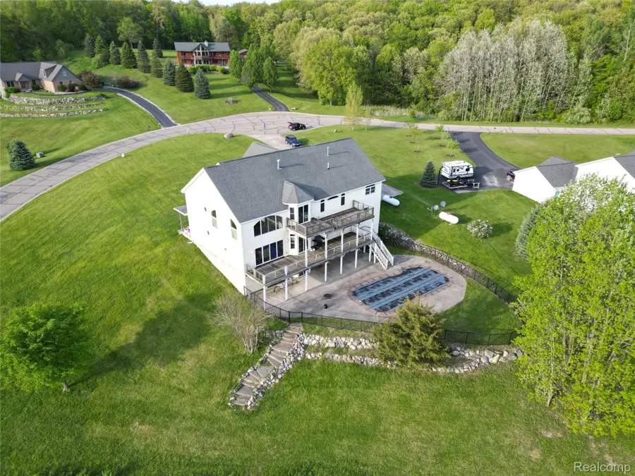 5041 Vista Bay Trail, Goodrich, MI 48438 - Image #2