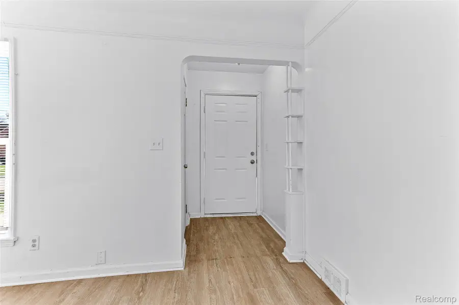 11493 Somerset Avenue, Detroit, MI 48224 - Image #2