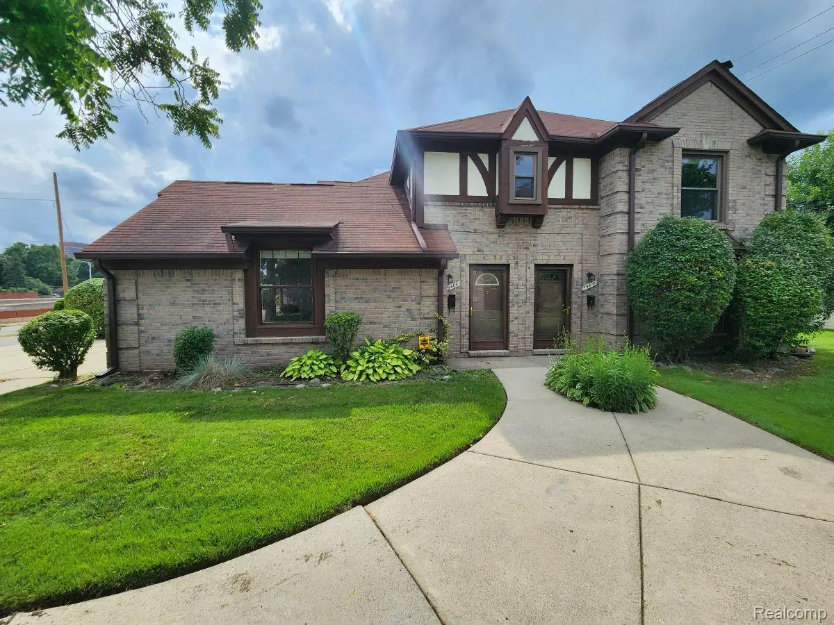 19400 W 11 Mile Road, Lathrup Village, MI 48076 - Image #1