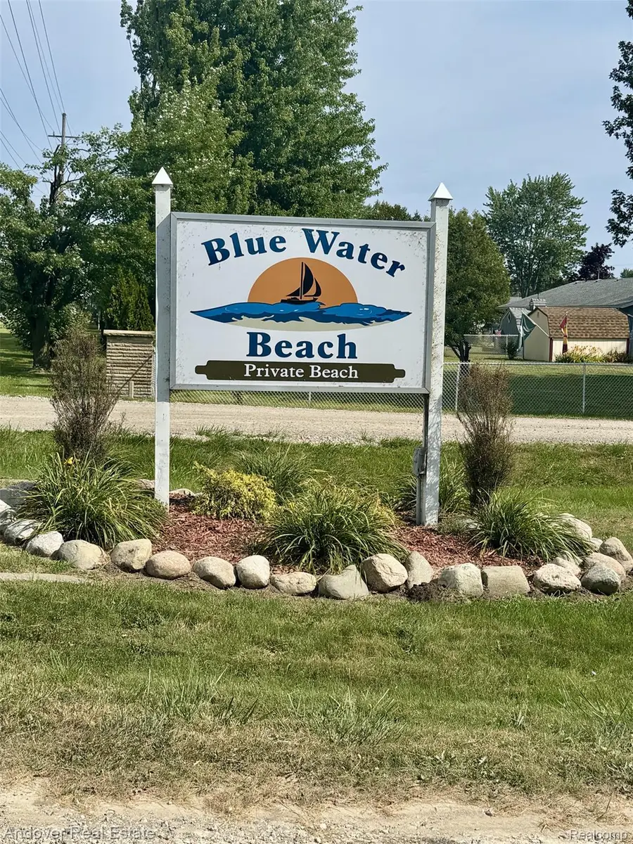 7690 Holiday Boulevard, Lexington, MI 48450 - Image #2