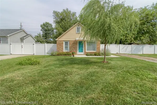 36928 Ellis Street, NewBoston, MI 48164