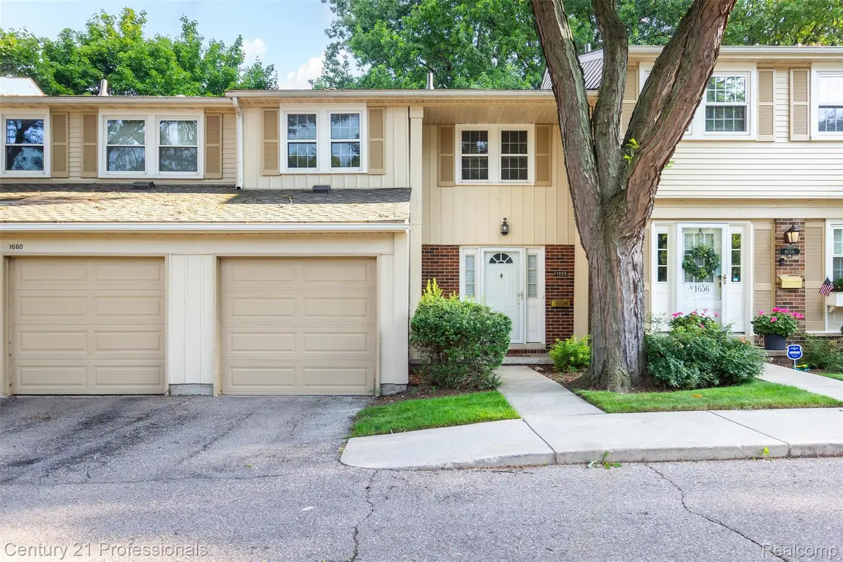 1658 Brentwood Drive, Troy, MI 48098 - Image #1