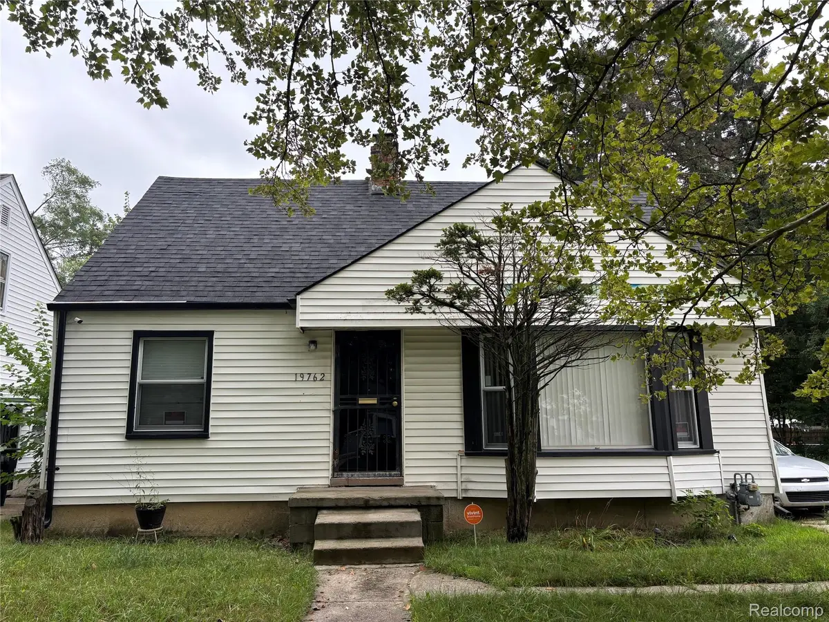 19762 Avon Avenue, Detroit, MI 48219 - Image #1