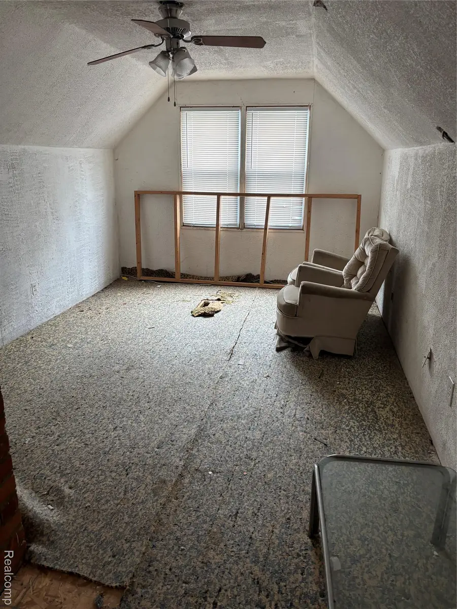 19762 Avon Avenue, Detroit, MI 48219 - Image #3