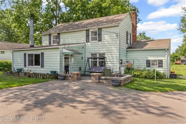 6829 John R Road, Troy, MI 48085