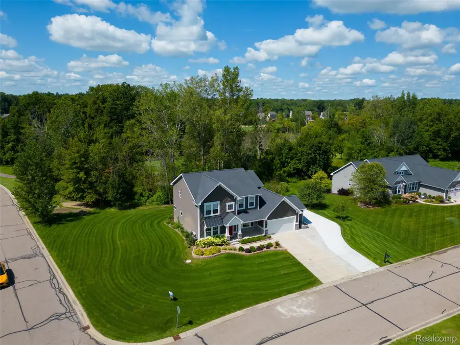 9438 Dornoch Trail, Brighton, MI 48114 - Image #2