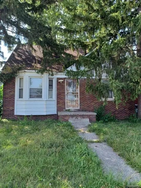 19605 Kelly Road, Detroit, MI 48225