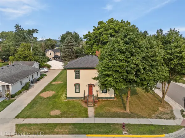 302 N 2nd Street, Brighton, MI 48116