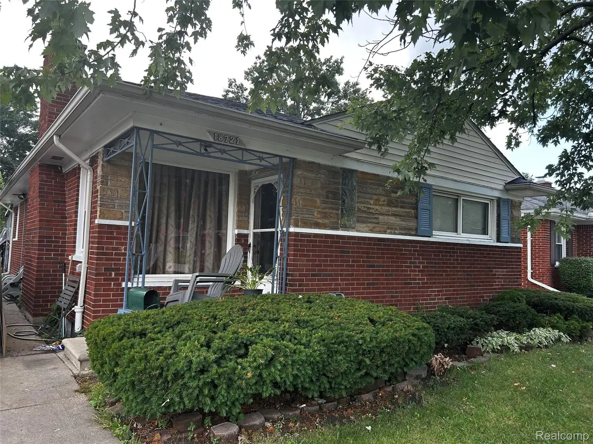 18721 Chandler Park Drive, Detroit, MI 48236 - Image #1