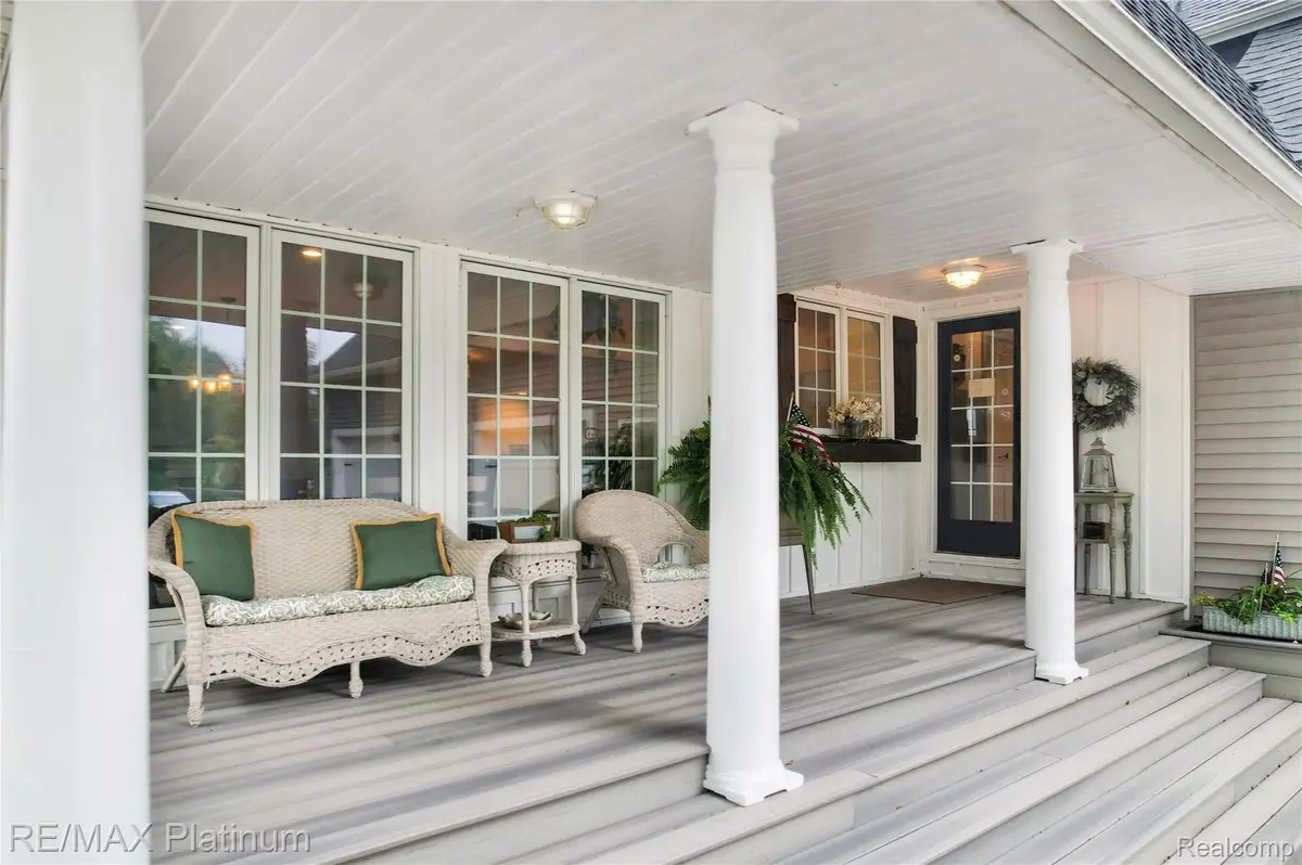 1907 Oak Grove Road, Howell, MI 48855 - #1