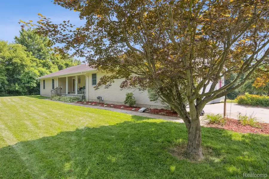 3780 Bald Mountain Road, Auburn Hills, MI 48326 - Image #2
