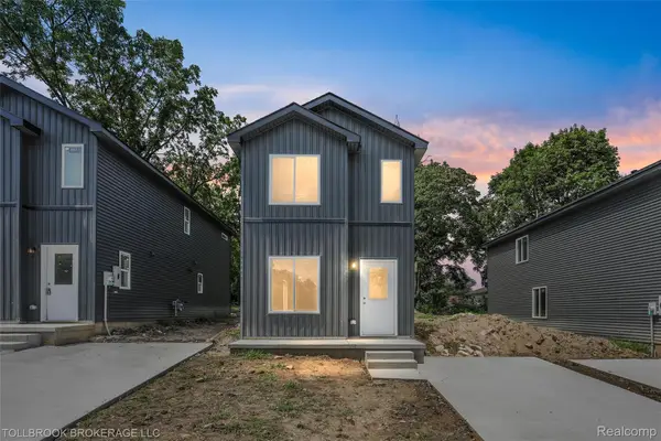 57 N. Roselawn, Pontiac, MI 48342