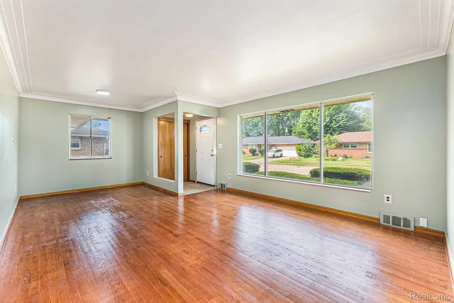 24756 Hill Avenue, Warren, MI 48091 - Image #3