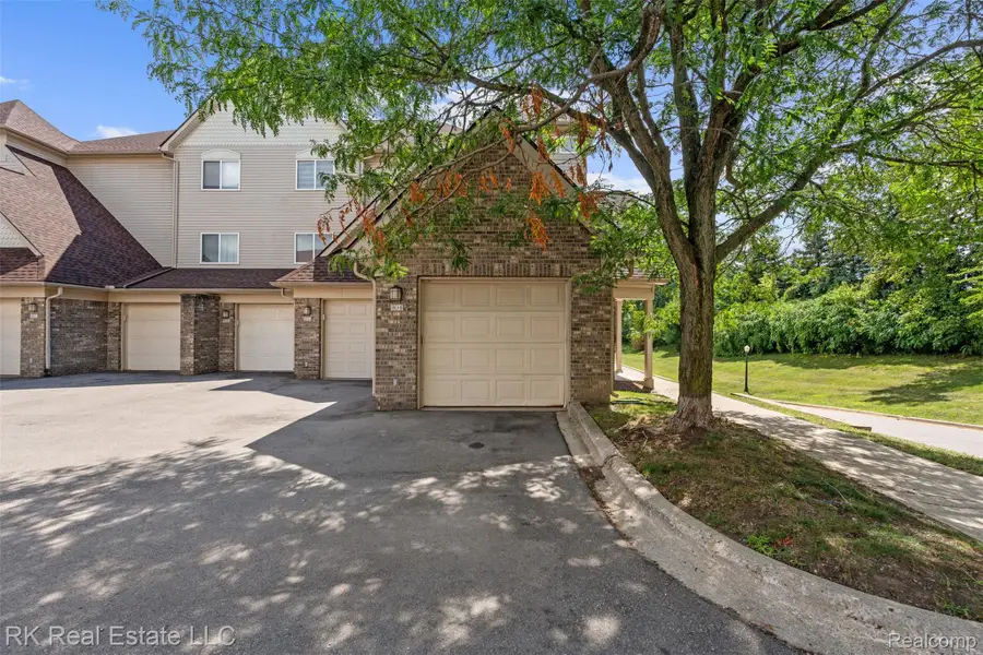 804 Brandon Avenue, Pontiac, MI 48340 - Image #2