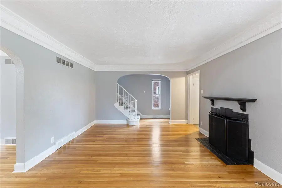 18950 Santa Rosa Drive, Detroit, MI 48221 - Image #3