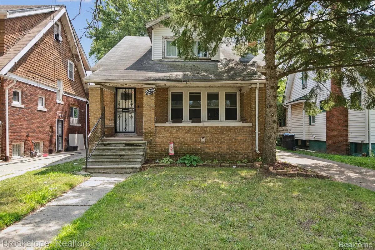 11060 Wilshire Dr, Detroit, MI 48213 - Image #1