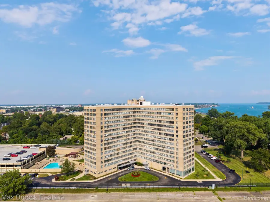 8900 E Jefferson Avenue Avenue #620, Detroit, MI 48214 - Image #3