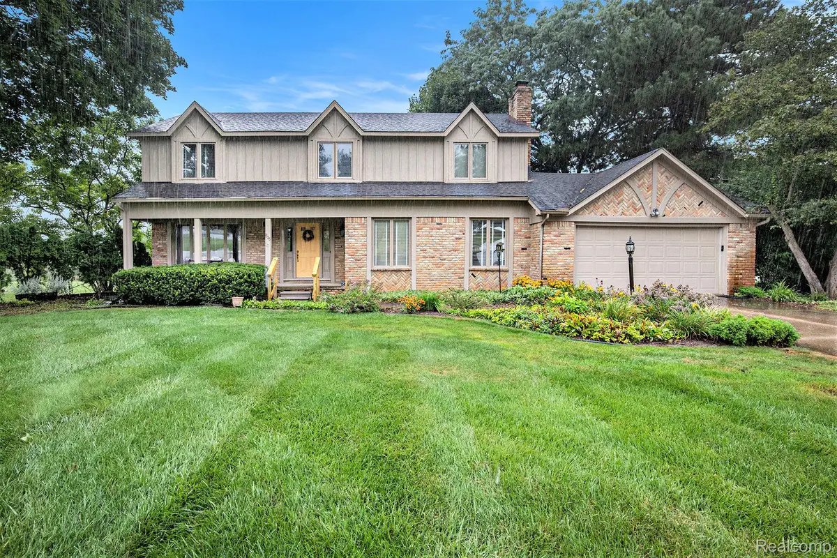 9125 Burning Tree Drive, Grand Blanc Charter Township, MI 48439 - Image #1
