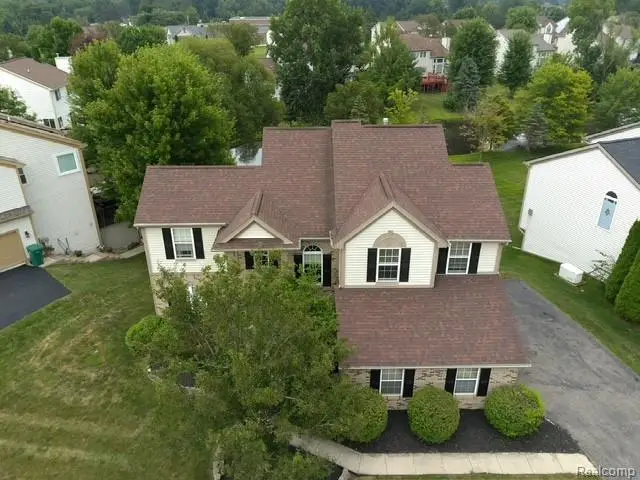 13805 Pond Bluff Drive, Van Buren, MI 48111 - Image #2