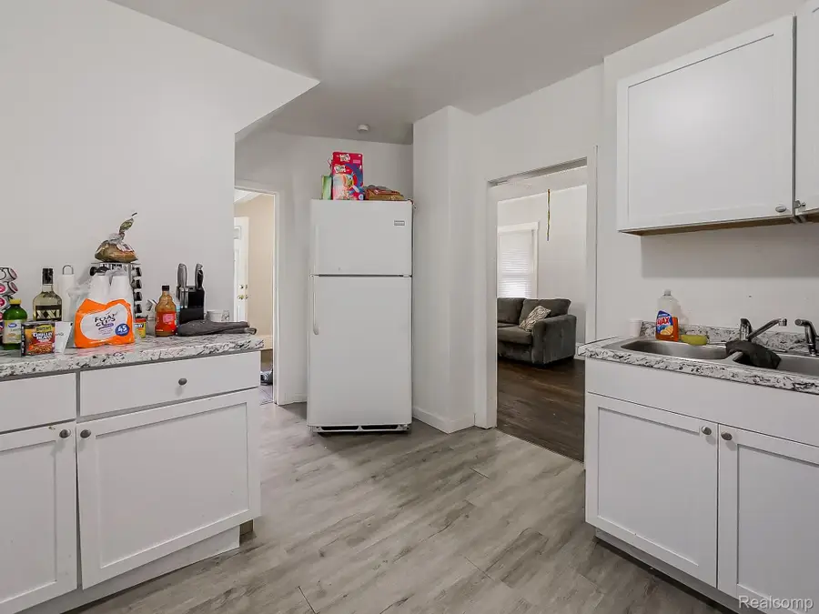 234 Beresford Street, Highland Park, MI 48203 - Image #2