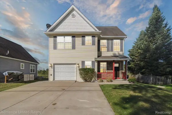 8474 Baudine Road, Pinckney, MI 48169